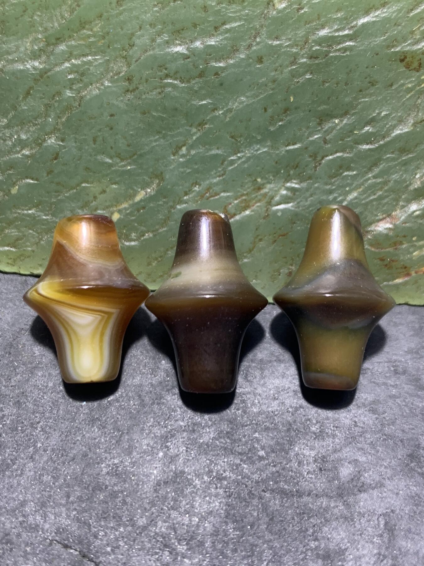 高玉化纹缠丝玛瑙随形通货碟珠一组，