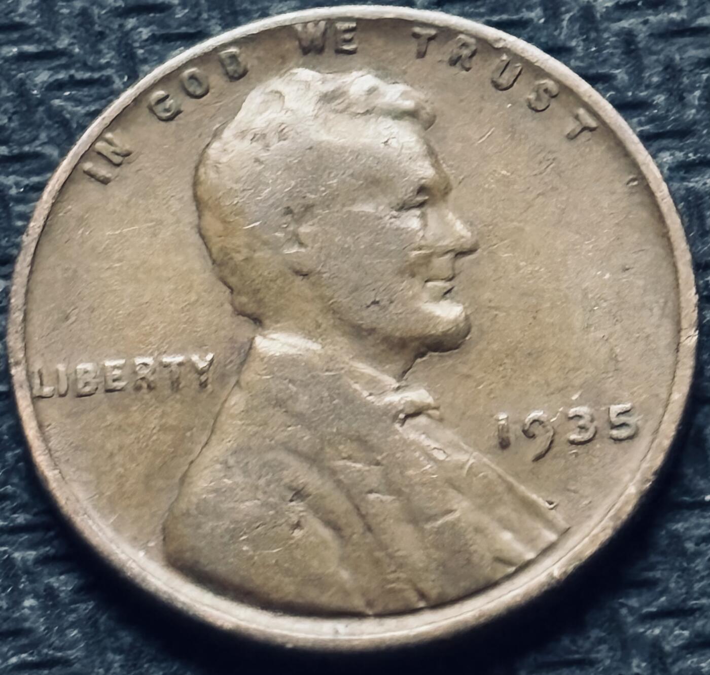 文馨钱币收藏第 284 场，【 长期接收代拍品】老藏家拍品南朝鲜李承晚时期货币，泰国大型纪念币，土耳其各时期及各国套币场 少见年份 1935 年美国林肯麦穗版 1 分