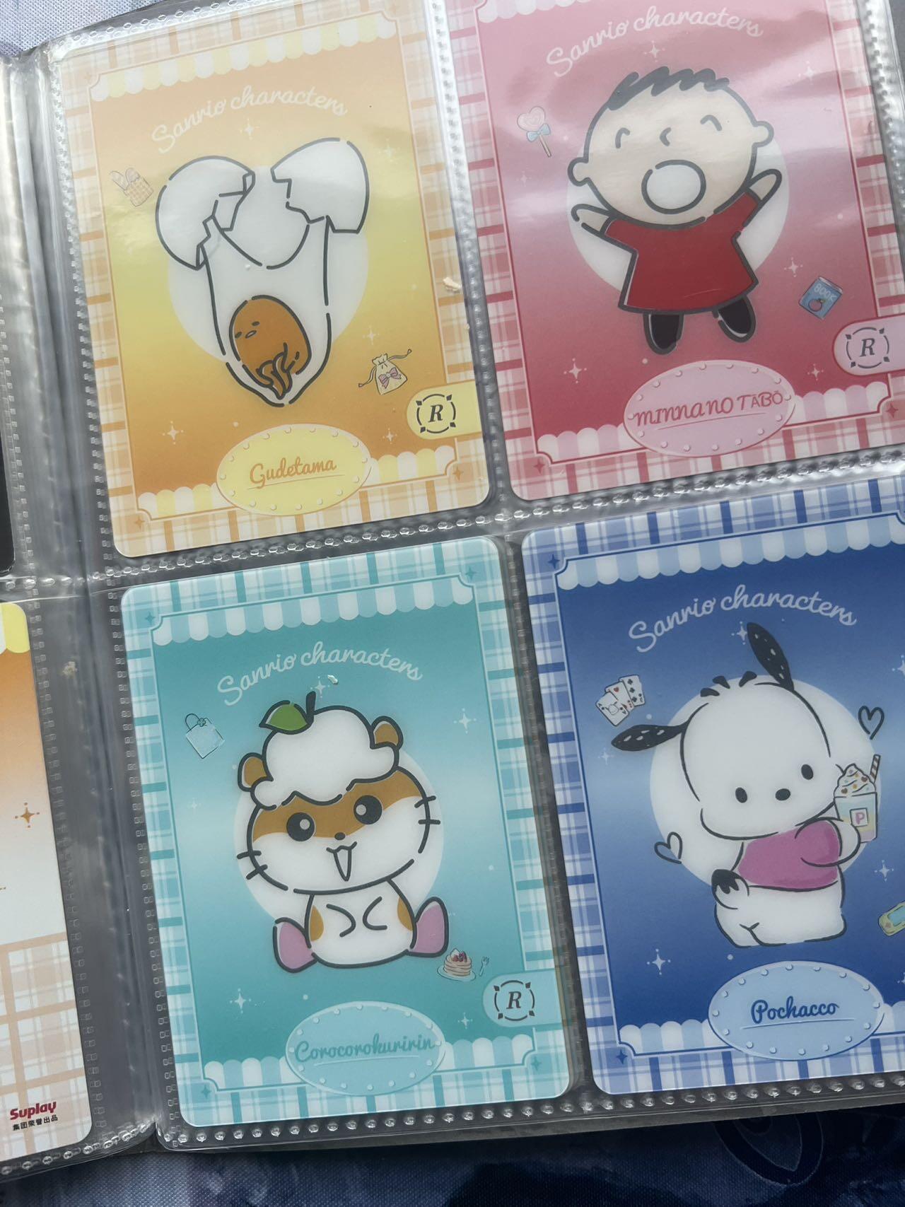 【随心含颖卡拍51期】卡游/集卡社/卡卡沃 抽卡机专场拍卖【无佣金】 【卡册】间谍过家家+三丽鸥 一本80张