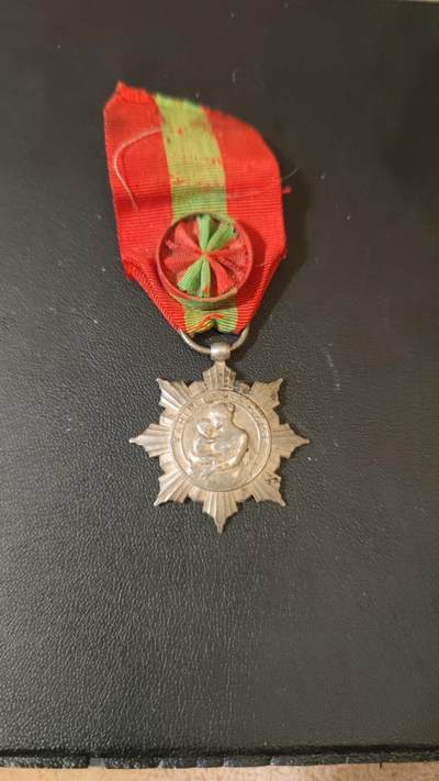 全场0元起拍，周日（12.5）下午5点开始，第69期 - 法国母亲奖章