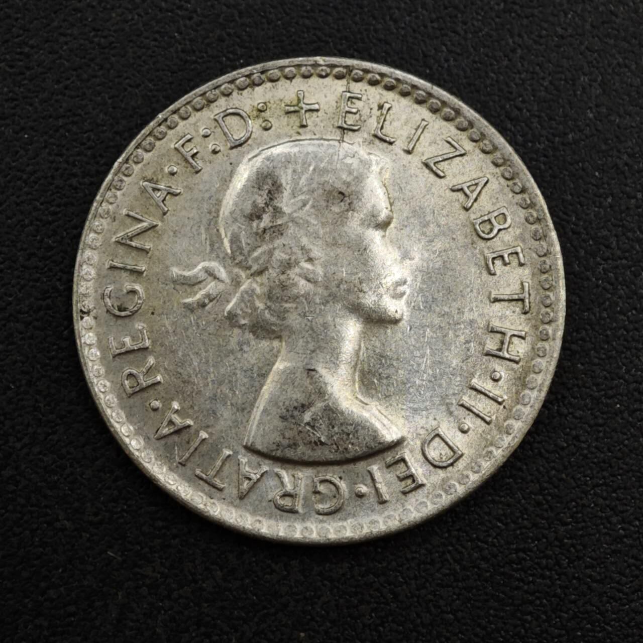 【淘币小摊】实时拍第八百一十三拍   散币场   满百包邮可预留二周 每周一统一发货   澳大利亚1963年伊丽莎白二世3便士银币