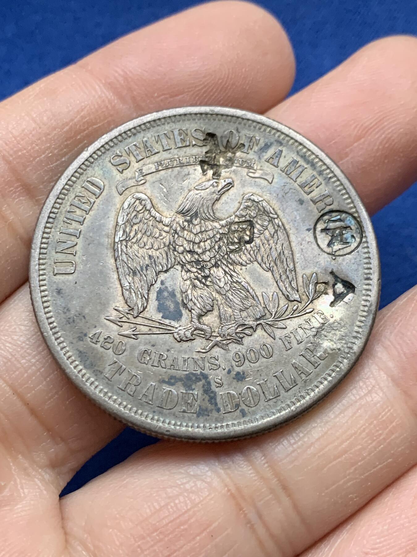 《竞宝斋》第443场 周日，周一，2场连拍 （全场包邮） 1876年美国贸易银元，原味老包浆，极美，戳记清晰。