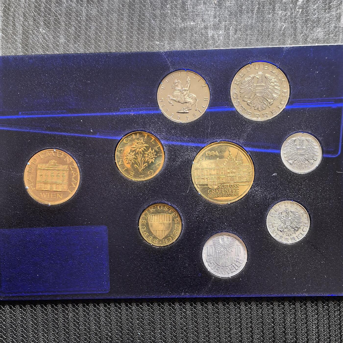 道一币馆币章第一百五十六场 原盒装 奥地利1984年精制套币八枚+纪念章