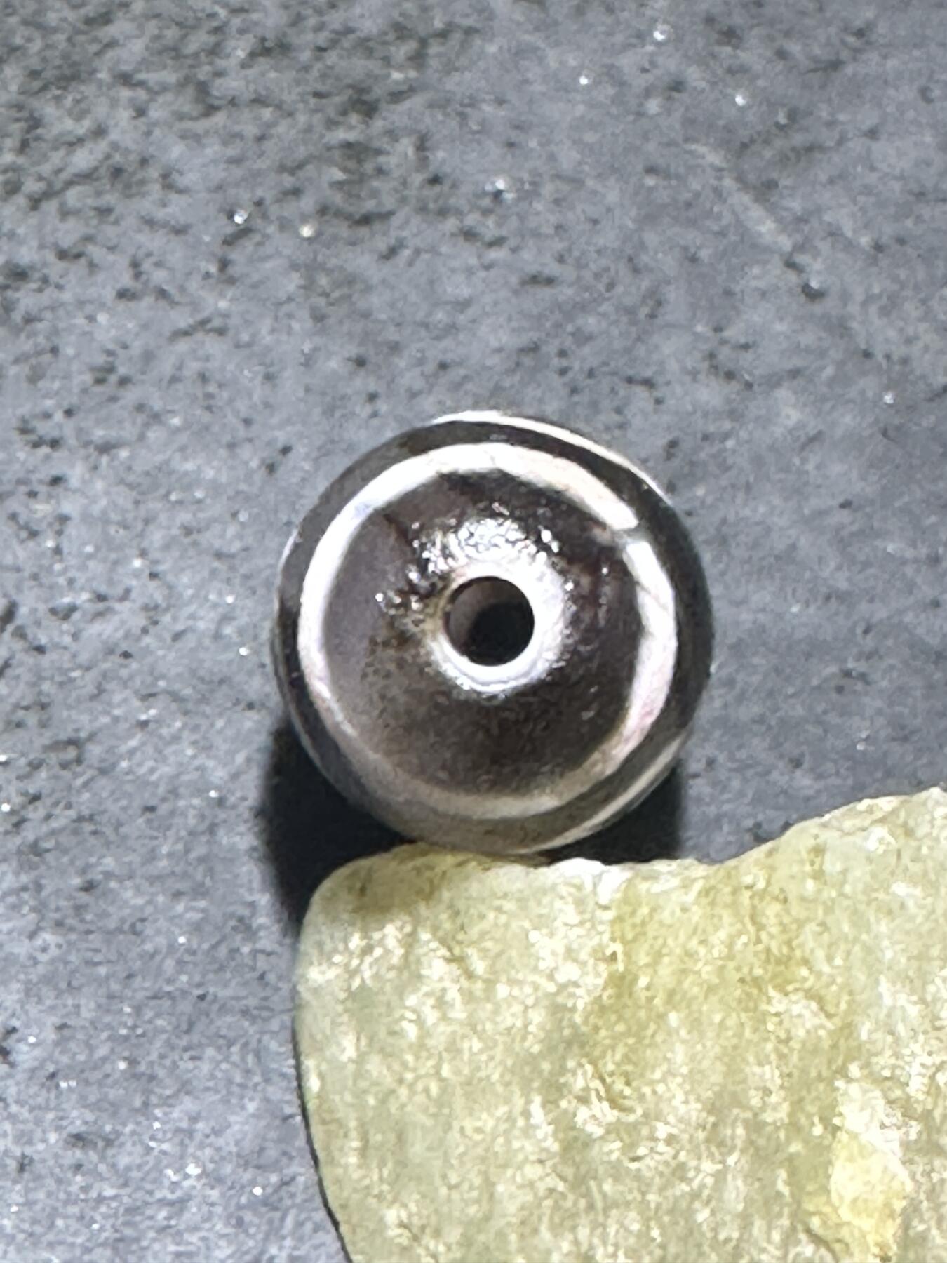 仅此一颗，精品藏传黑白玉髓财神天珠一颗