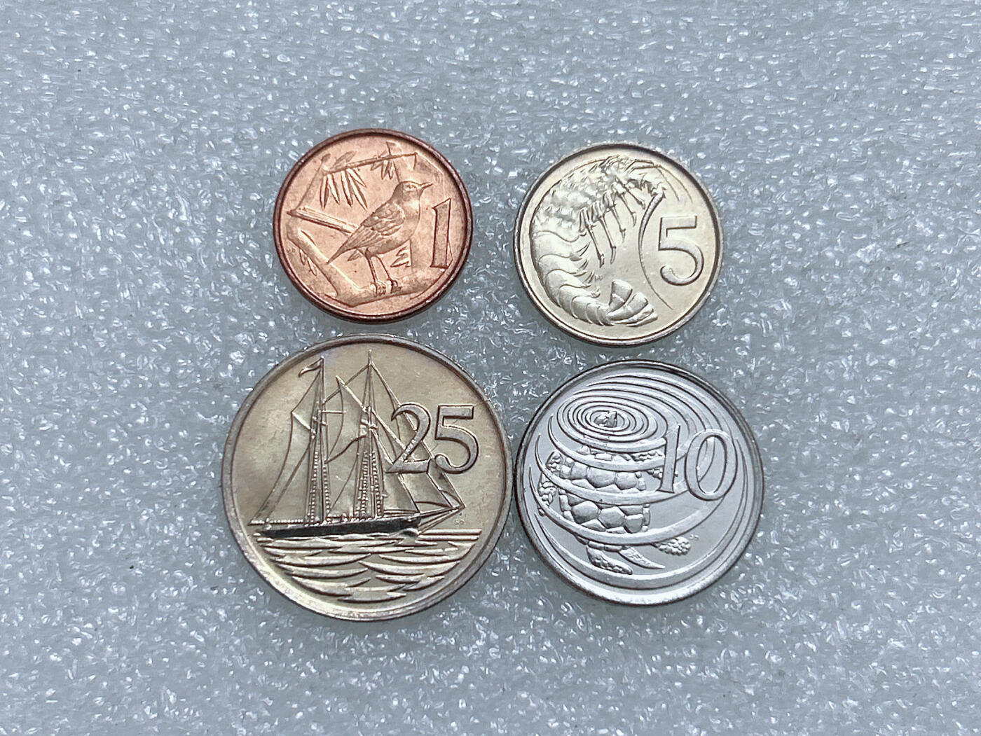 第一海外回流一元起拍收藏 散集专场  第274期 开曼群岛硬币 4枚 原光好品