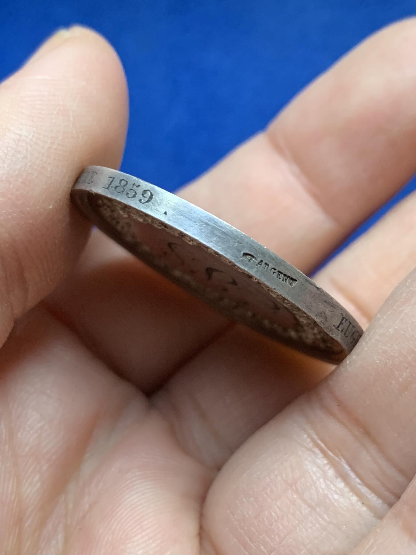 《竞宝斋》第443场 周日，周一，2场连拍 （全场包邮） 法国婚章 16.4克 33.2mm 1859 手指银标 不多见的品种