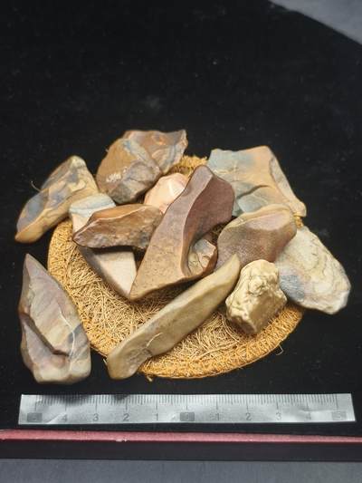 90期回流戒指饰品杂件纪念章丝路钱币专场 - 天然泥石