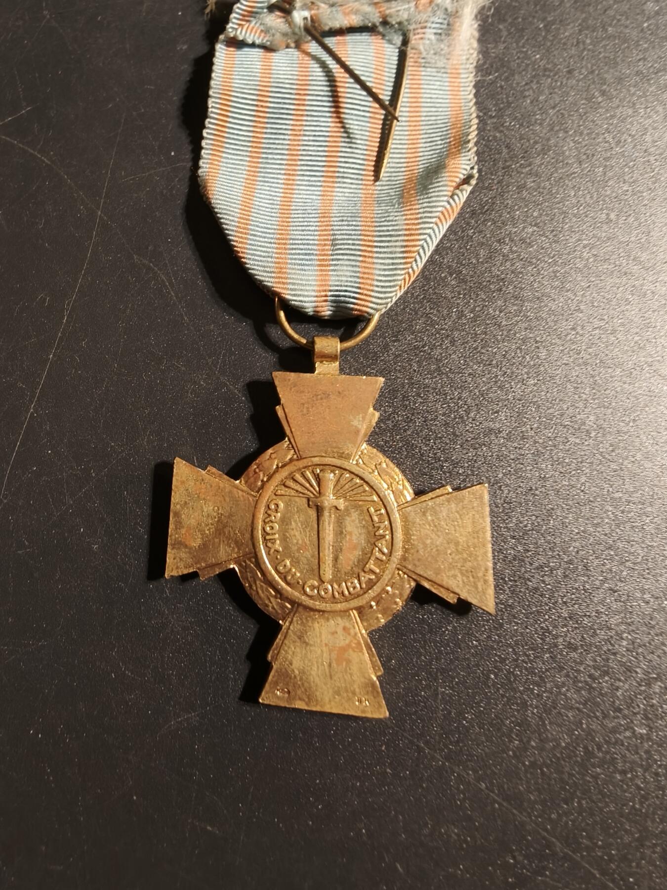 老王徽章第167期 法国战斗十字奖章