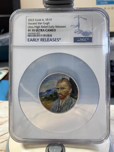 第184期拍卖 - 库克2022年画家梵高彩色2盎司银币NGC-PF70首无盒无证书，999银，发行999枚，评级盒有裂痕