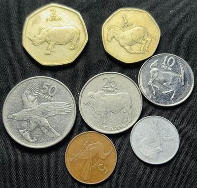 文馨钱币收藏第 284 场，【 长期接收代拍品】老藏家拍品南朝鲜李承晚时期货币，泰国大型纪念币，土耳其各时期及各国套币场 - 好品博茨瓦纳动物币 7 枚套