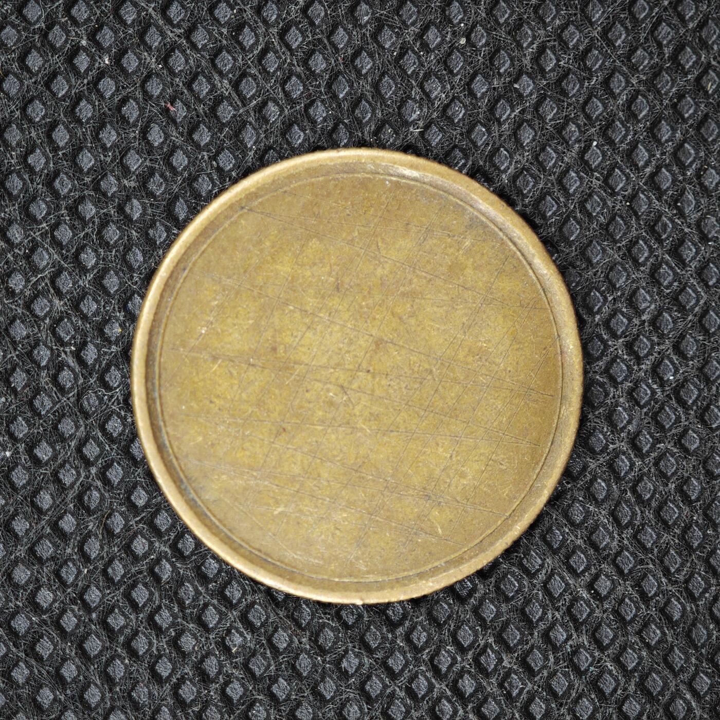 【淘币小摊】限时拍第八百一十六拍  纪念章场  满百包邮可预留两周  周一统一发货   英国维多利亚单面纪念章直径22mm