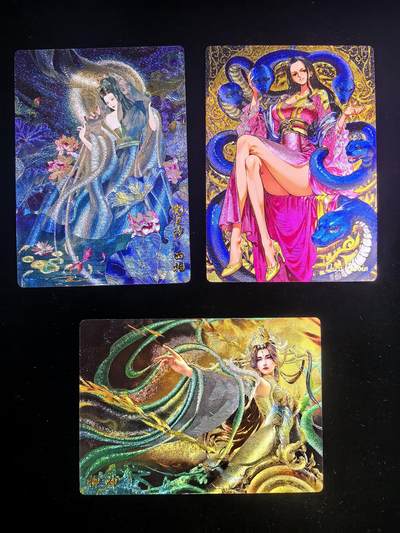 无佣金 不寄存 不收拍 链接少 我只是一个小小的卡牌收藏玩家   需要多宫大佬请私聊 部分卡牌设有底价（不想玩的那么累，即使有底价也会比市场价便宜的多，懂的自然懂） 拒绝小号抬价 大家放心拍 所有拍品部分套有卡膜 部分卡牌多宫 自制卡牌 不包厂瑕 放大镜 品控 勿拍 流拍商品会循环 感谢大家支持 留个关注 不定时上新 谢谢 - 奇点卡牌 粗闪 三张