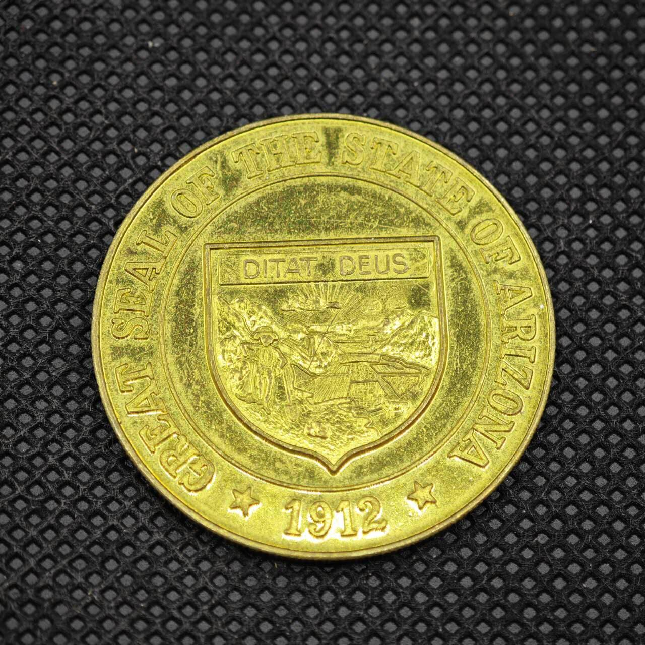 【淘币小摊】限时拍第八百一十六拍  纪念章场  满百包邮可预留两周  周一统一发货   美国亚利桑那州纪念章直径30mm