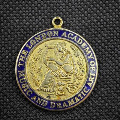 【淘币小摊】限时拍第八百一十六拍  纪念章场  满百包邮可预留两周  周一统一发货  -  伦敦音乐艺术铜章直径30mm