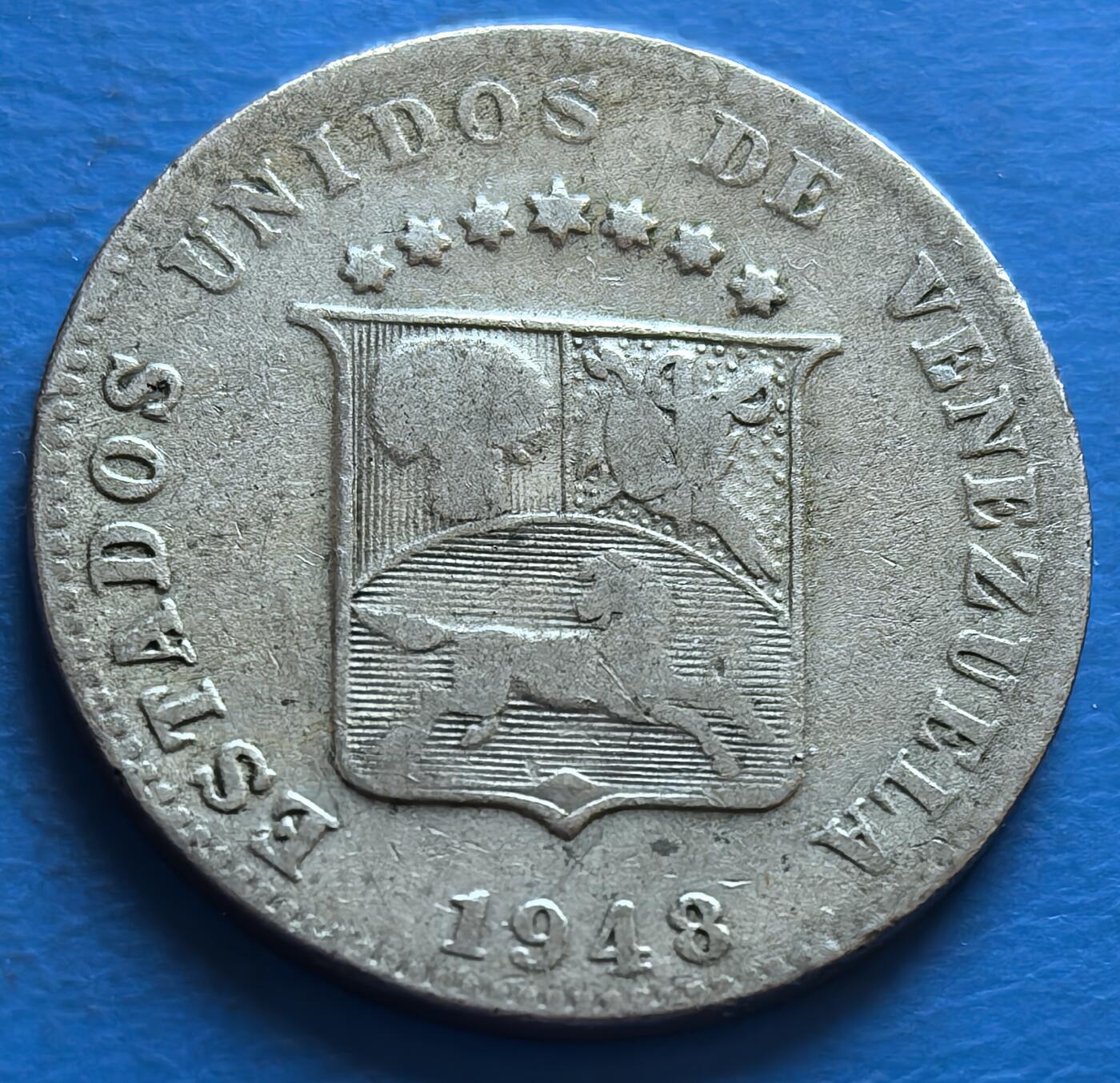 外国优质老铜币银币，周六九点倒数截拍，满百包邮，可寄存半年，喜欢朋友微信扫描二维码可直接参拍 委内瑞拉1948年12.5分