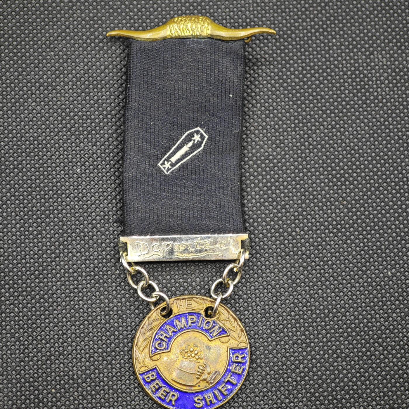 【淘币小摊】限时拍第八百一十六拍  纪念章场  满百包邮可预留两周  周一统一发货 