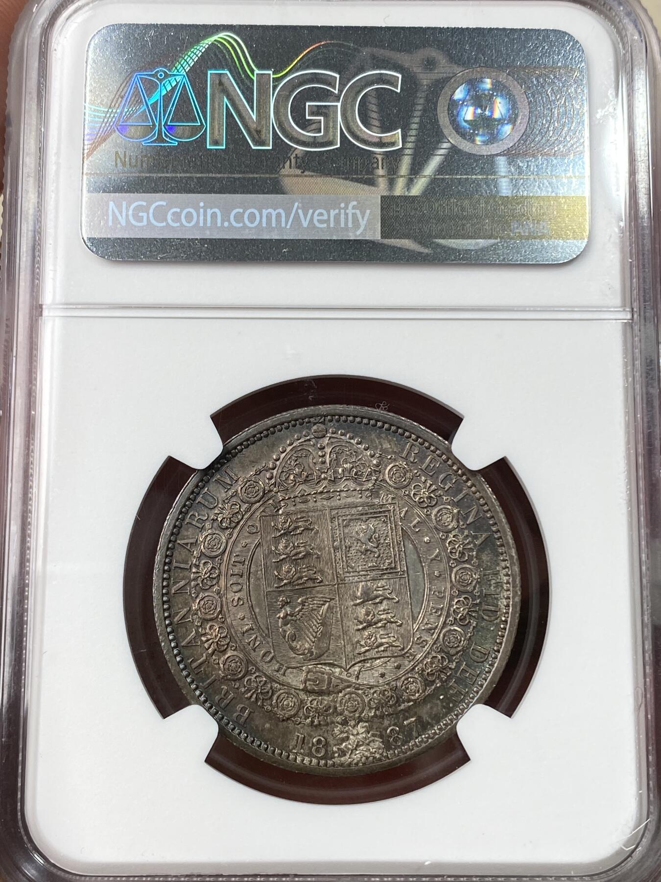 万国钱币拍卖第056期