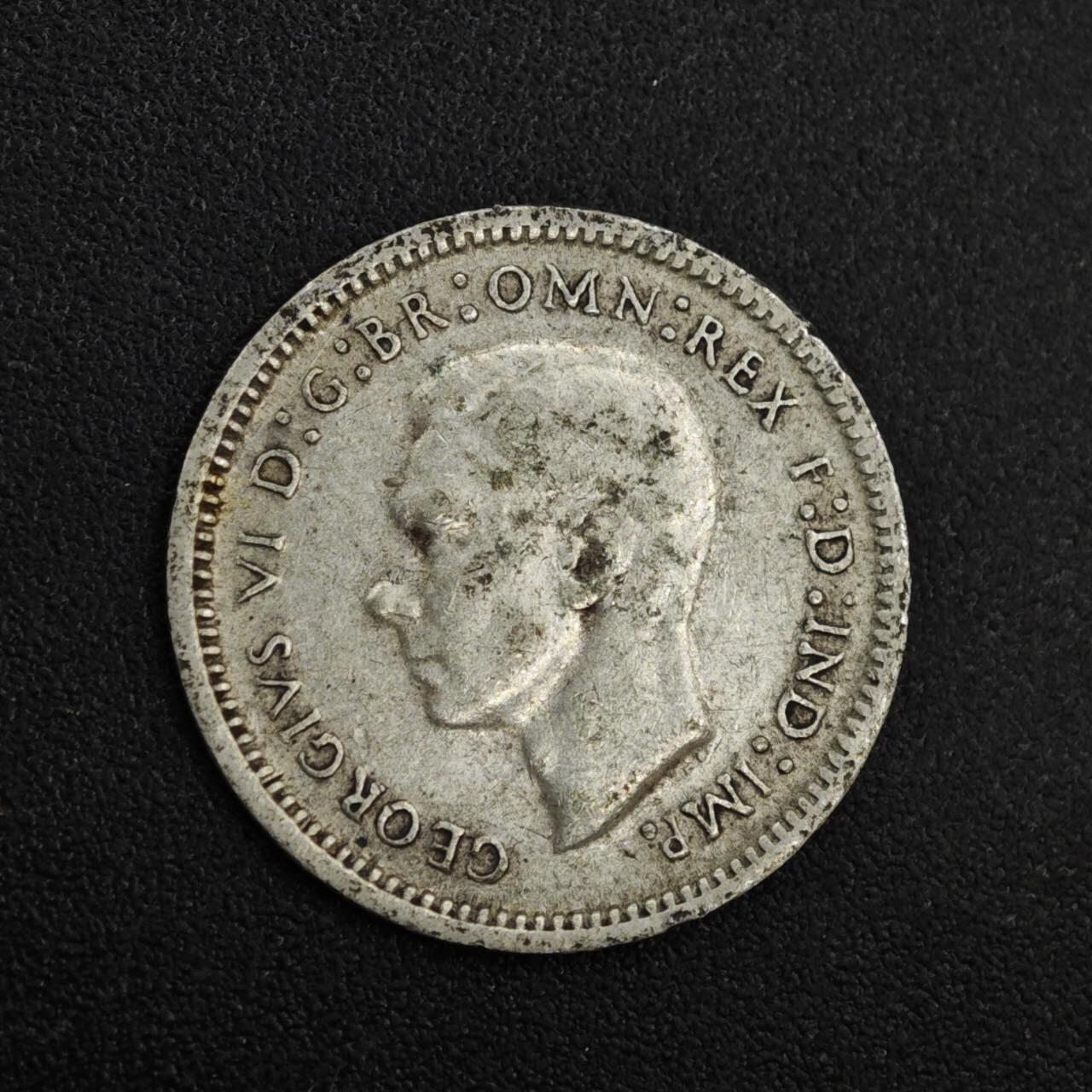 【淘币小摊】实时拍第八百一十四拍   散币场   满百包邮可预留二周 每周一统一发货   澳大利亚1943年乔治六世3便士银币