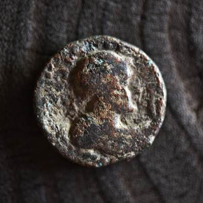 【良泉】【2025年最后一场】12月18日晚19.30点开拍！188组【直播场】西方古代钱币、丝路杂项、印章！ - 公元55-100年【古印度】贵霜第二任国王，威玛·塔克图，铜币，8.36克