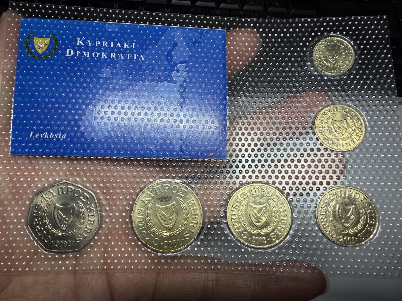 2025年集古藏今外币拍卖第十期-第10场—（总第290拍-纸币专场），本期拍完结算一次，发货时间2-3天，休息几天后继续新的一期拍卖。 1998年-2002年塞浦路斯纪念币一套