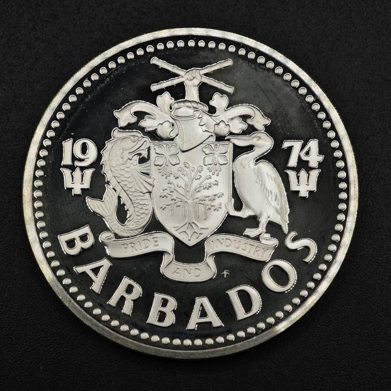 【淘币小摊】实时拍第八百一十五拍   银币套币场   满百包邮可预留二周 每周一统一发货   巴巴多斯1974年10元海神精制银币 重37.9克925银 纯银价452