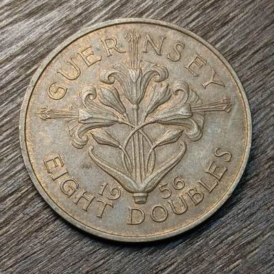 【铜匠收藏】★第134场★散币场，无佣金，30包邮。不满30元，支付5元运费。《接受代拍 代送NGC评级》 - 根西 1956年 8道布 百合花大铜币