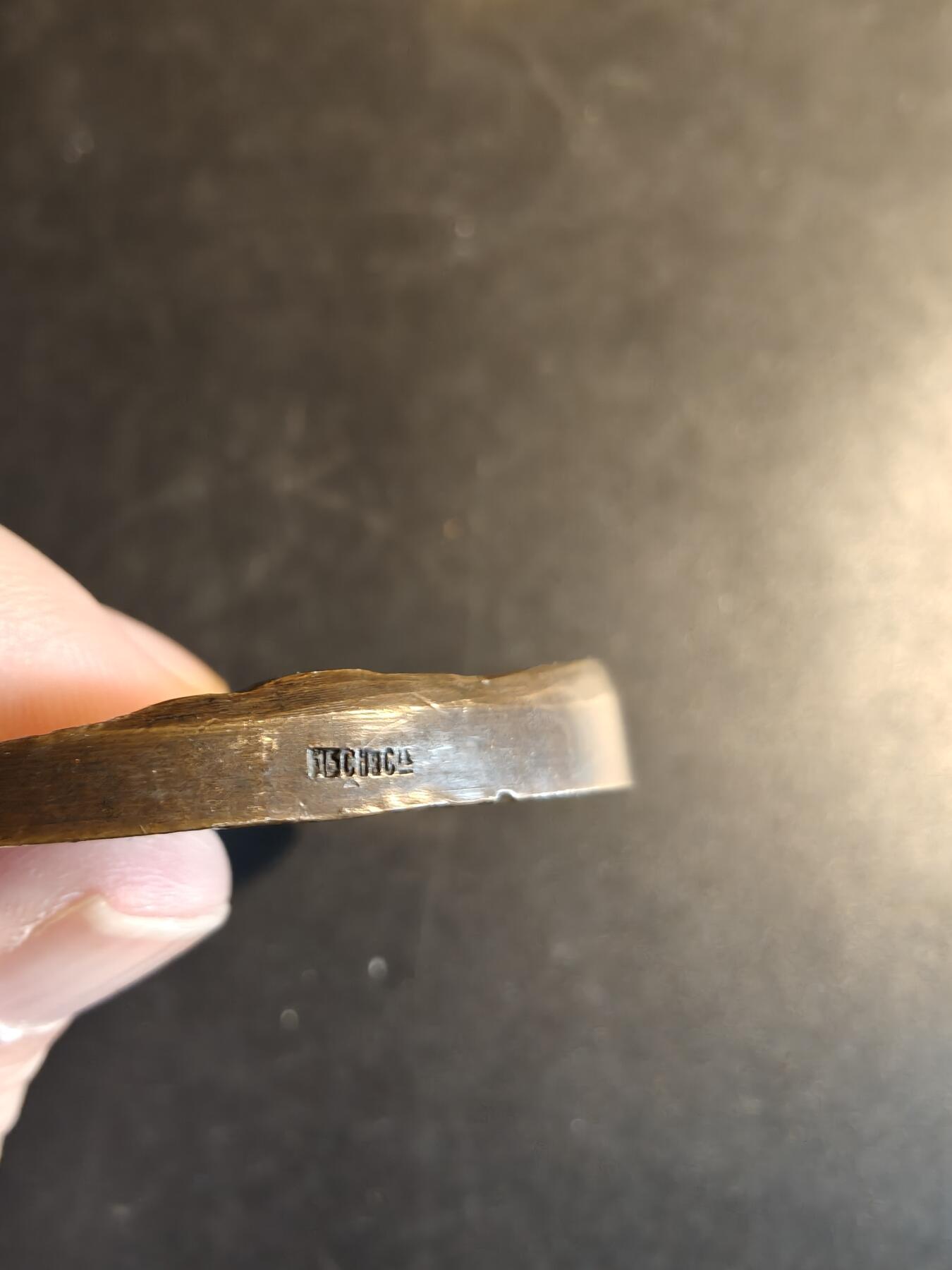 老王徽章第167期 法国医学教授弗朗索瓦·科拉德大铜章     学生致敬教授从教50周年      直径60mm.    重量92.7g