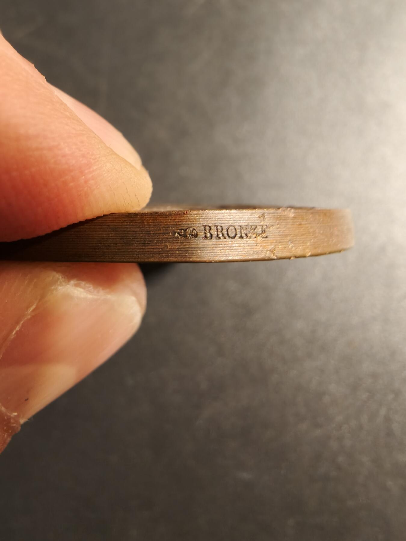 老王徽章第167期 法国战争部铜级战争准备大铜章     原盒     直径50mm.   重量67.8g