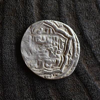 【良泉】【2025年最后一场】12月18日晚19.30点开拍！188组【直播场】西方古代钱币、丝路杂项、印章！ - 【小面值版】公元1295-1304年【蒙古帝国】伊尔汗国，合赞汗“三体文”银币，1.8克