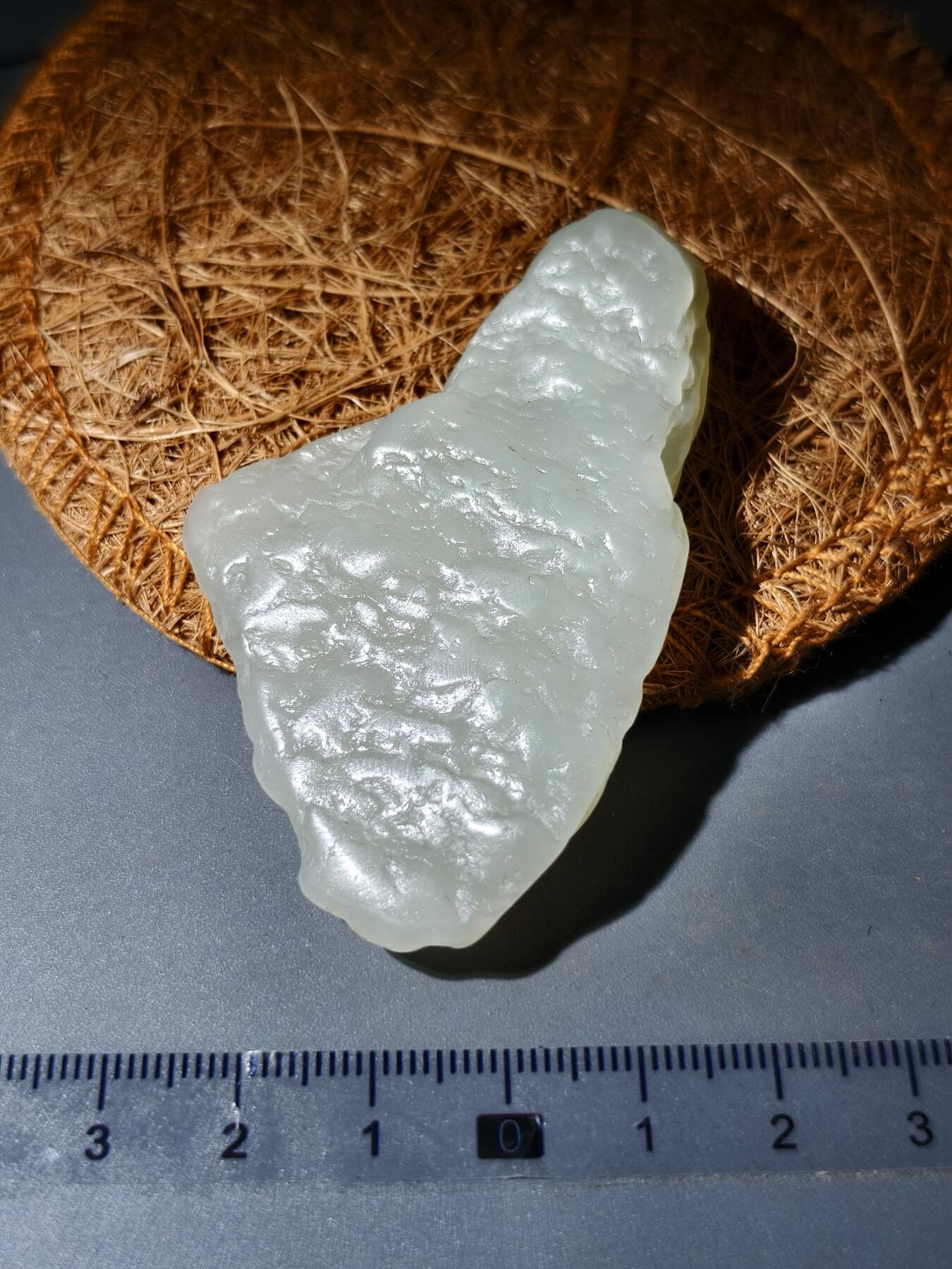 90期回流戒指饰品杂件纪念章丝路钱币专场 新疆和田玉山流水