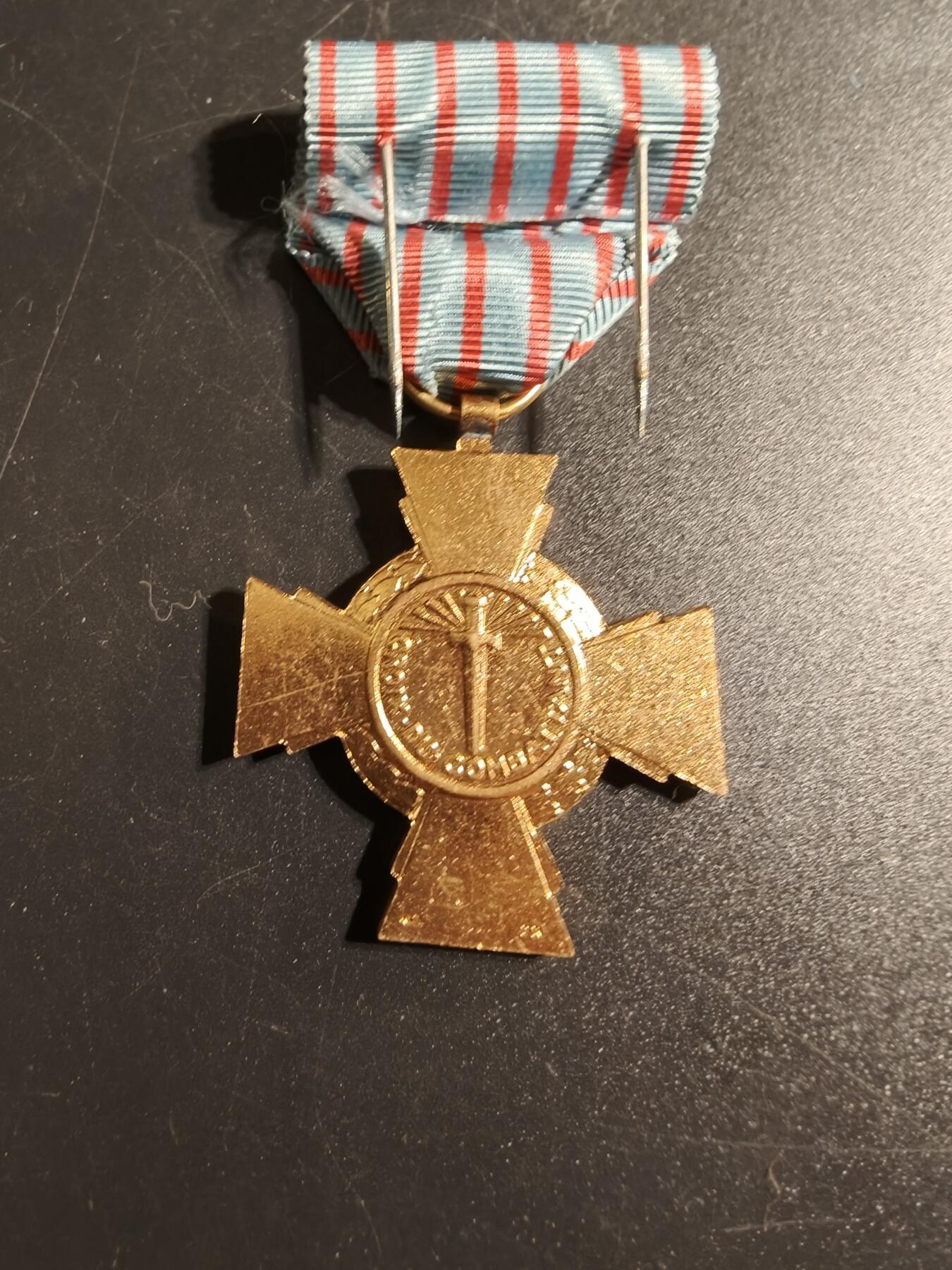 老王徽章第167期 法国战斗十字奖章