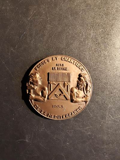 老王徽章第167期 - 法国滨海锻造与造船厂成立百年大铜章     直径44mm.    重量54g