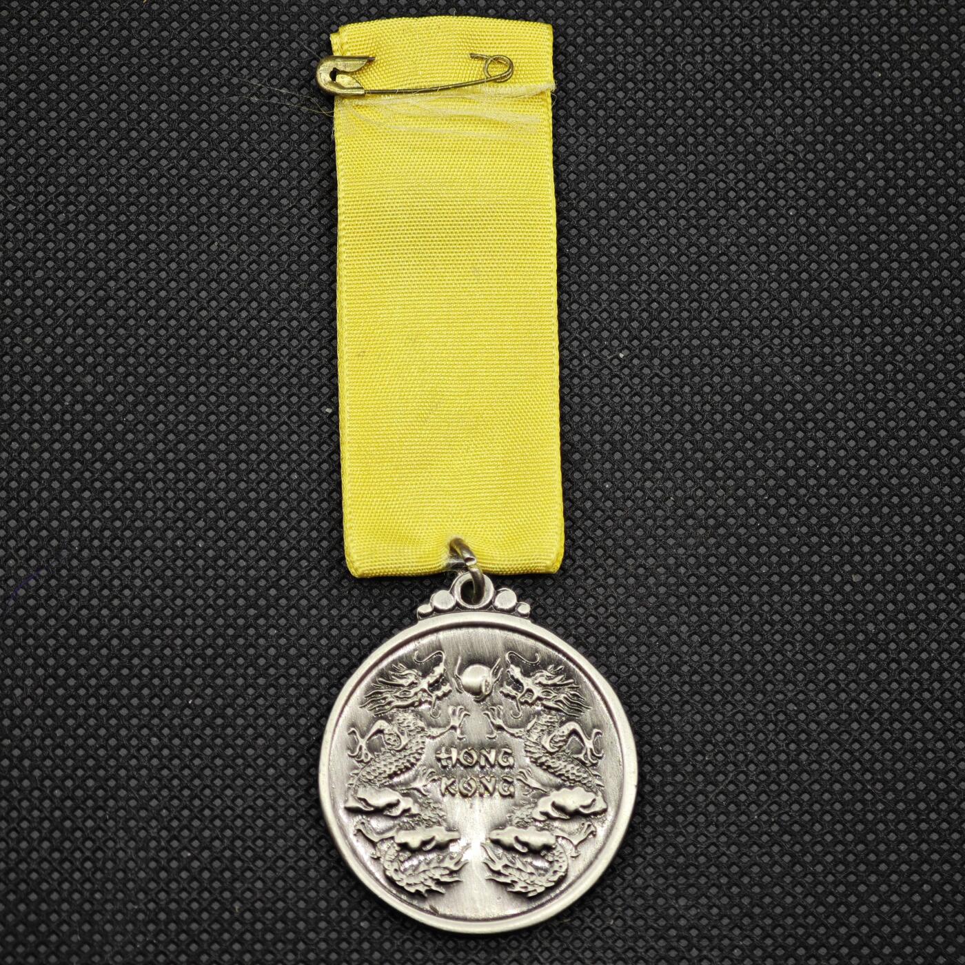 【淘币小摊】限时拍第八百一十六拍  纪念章场  满百包邮可预留两周  周一统一发货   香港纪念章直径35mm