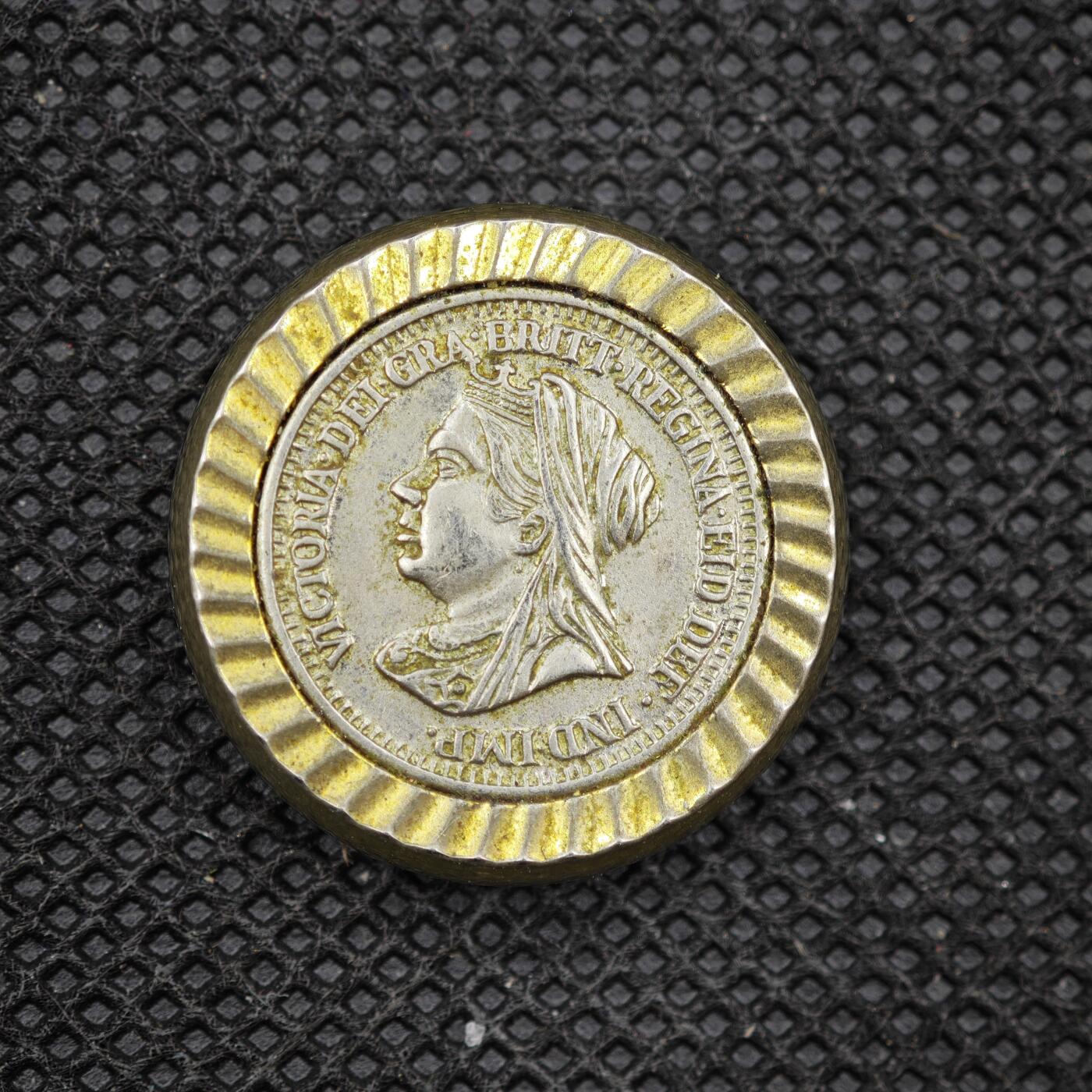 【淘币小摊】限时拍第八百一十六拍  纪念章场  满百包邮可预留两周  周一统一发货   英国维多利亚纪念章直径23mm