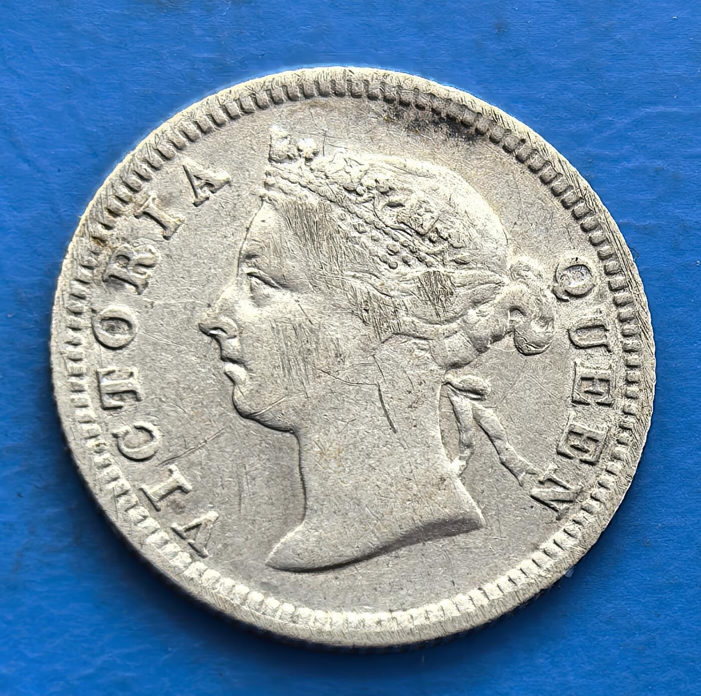 外国优质老铜币银币，周六九点倒数截拍，满百包邮，可寄存半年，喜欢朋友微信扫描二维码可直接参拍 香港1901年五仙银币