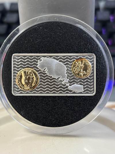 第184期拍卖 - 马耳他2000年千禧年系列长方形镶嵌币中币纪念银币，925银，15克，发行15000枚，有氧化