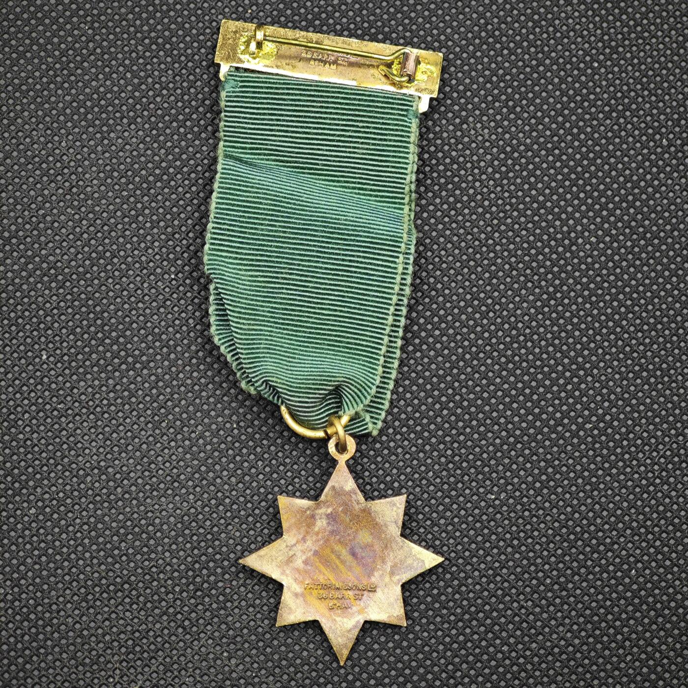 【淘币小摊】限时拍第八百一十六拍  纪念章场  满百包邮可预留两周  周一统一发货  1956年安全驾驶竞赛司机奖章直径33mm