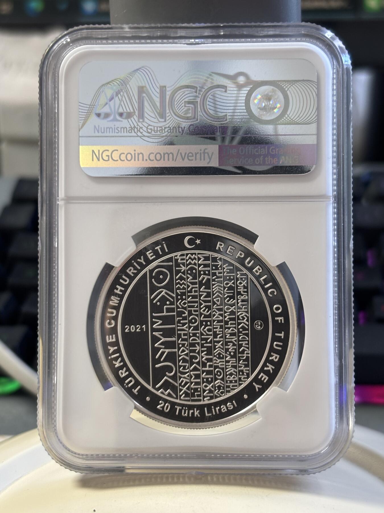 第183期拍卖 土耳其2021年突厥吐谷浑纪念碑1300周年PROOF银币NGC PF69UC，31.1g，925银，发行量3000枚，带证书，极富纪念意义和收藏价值。