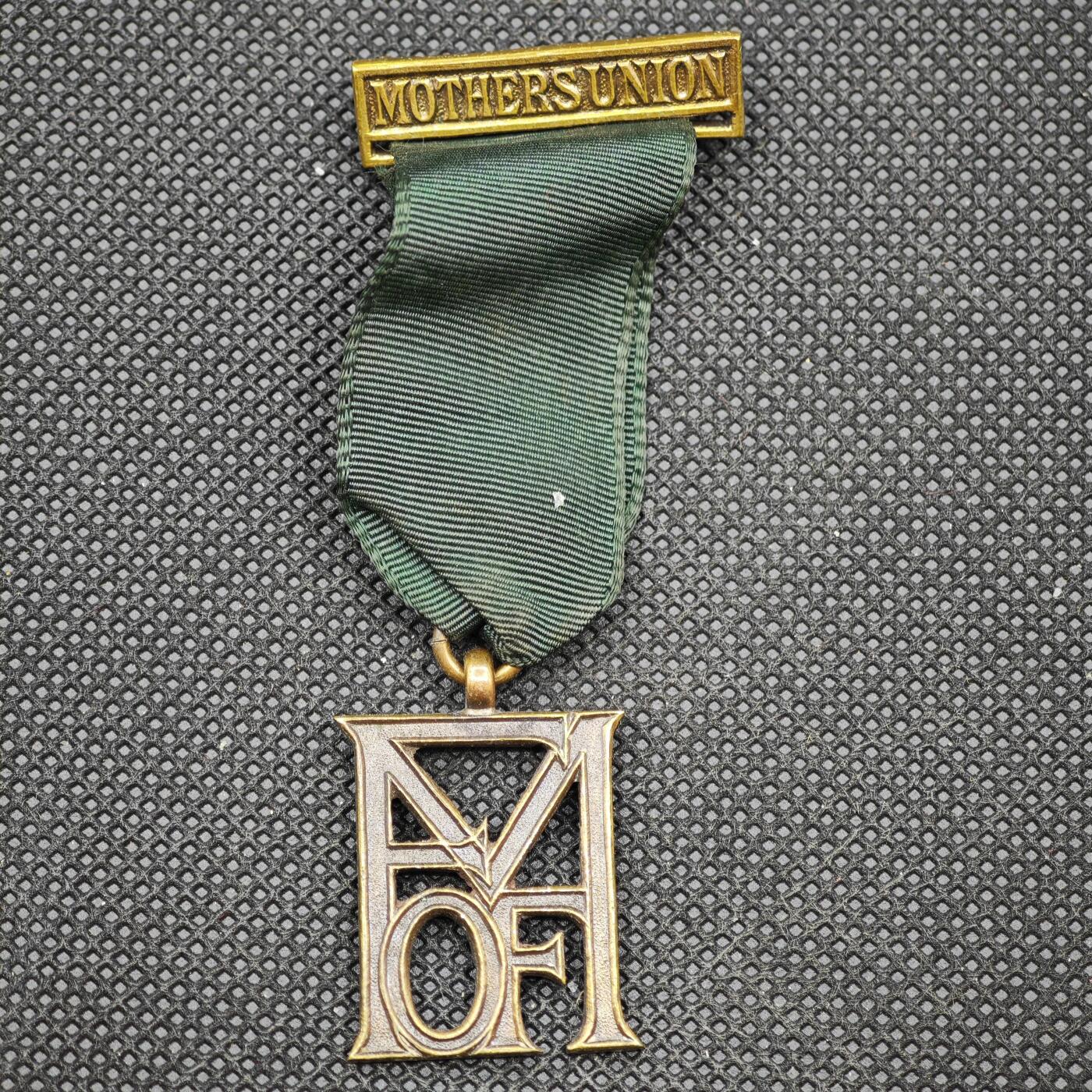 【淘币小摊】限时拍第八百一十六拍  纪念章场  满百包邮可预留两周  周一统一发货   英国“母亲联盟”（Mothers' Union）会员奖章直径23mm