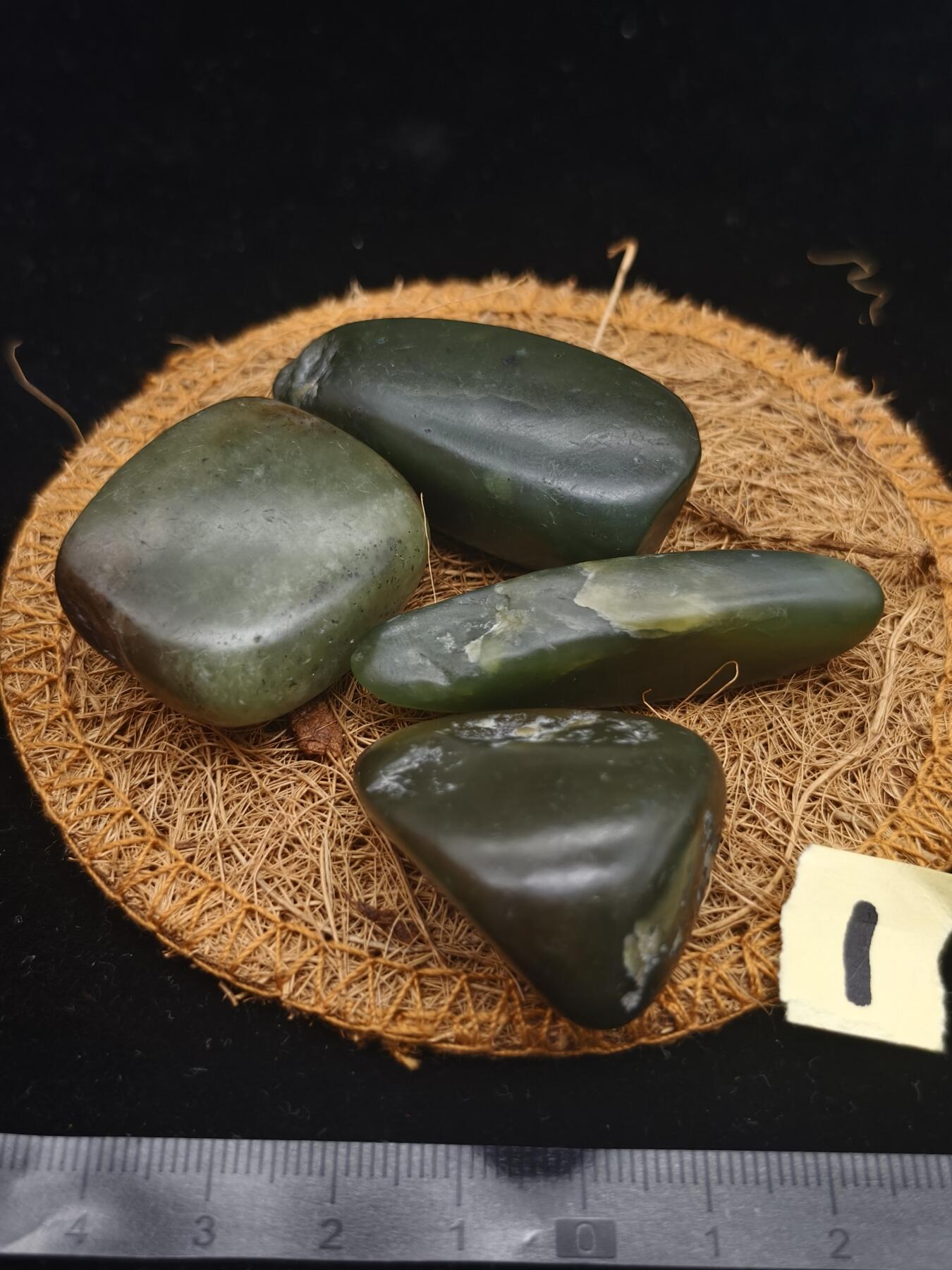 90期回流戒指饰品杂件纪念章丝路钱币专场 新疆和田玉籽料