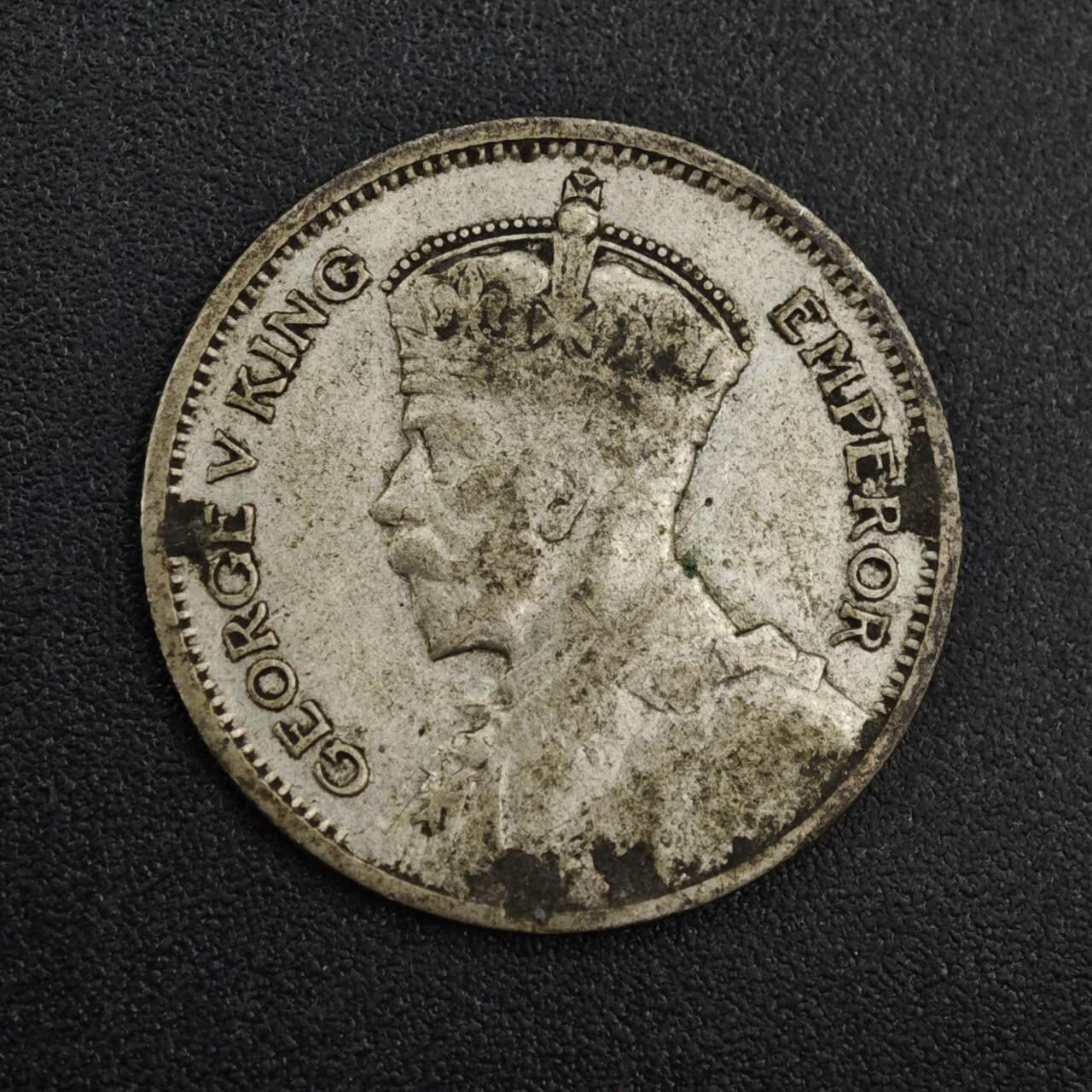 【淘币小摊】实时拍第八百一十四拍   散币场   满百包邮可预留二周 每周一统一发货   新西兰1936年乔治五世6便士银币