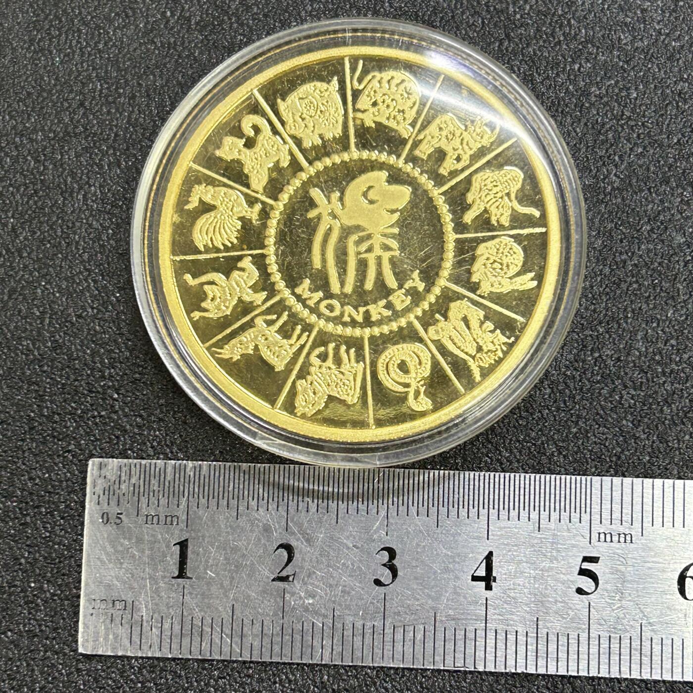 西秦中古拍卖第六十八期 猴年大纪念章 金色