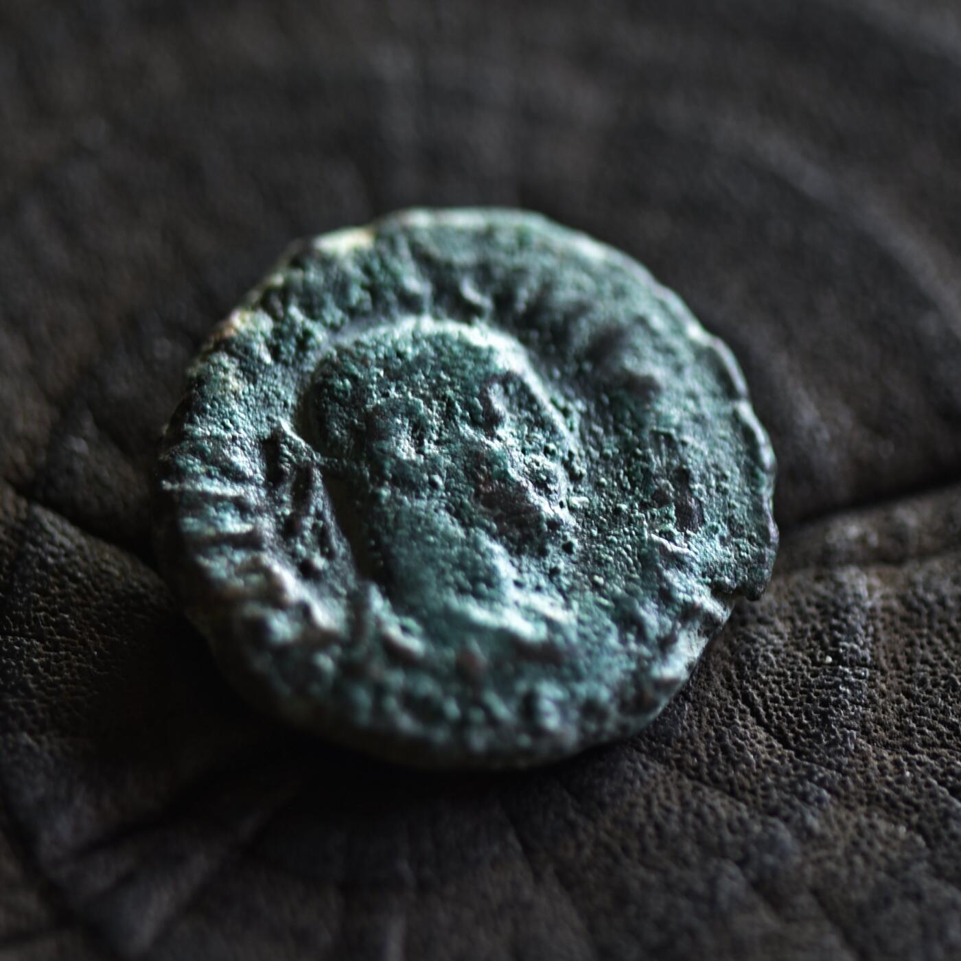 【良泉】【2025年最后一场】12月18日晚19.30点开拍！188组【直播场】西方古代钱币、丝路杂项、印章！ 【藏家出品A】7.45克，公元 286-287年【古罗马】【埃及行省】【马克西米安】亚历山大港造币厂打制，和平女神，四德拉克马