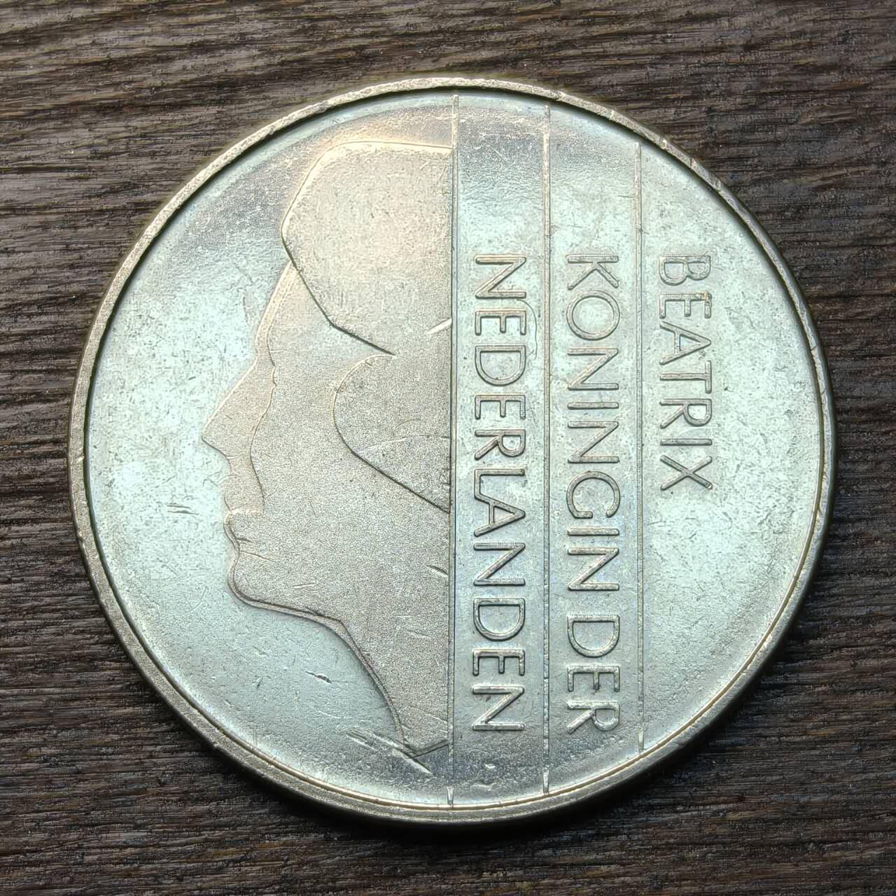 【铜匠收藏】★第134场★散币场，无佣金，30包邮。不满30元，支付5元运费。《接受代拍 代送NGC评级》 荷兰 1982年 2.5盾 