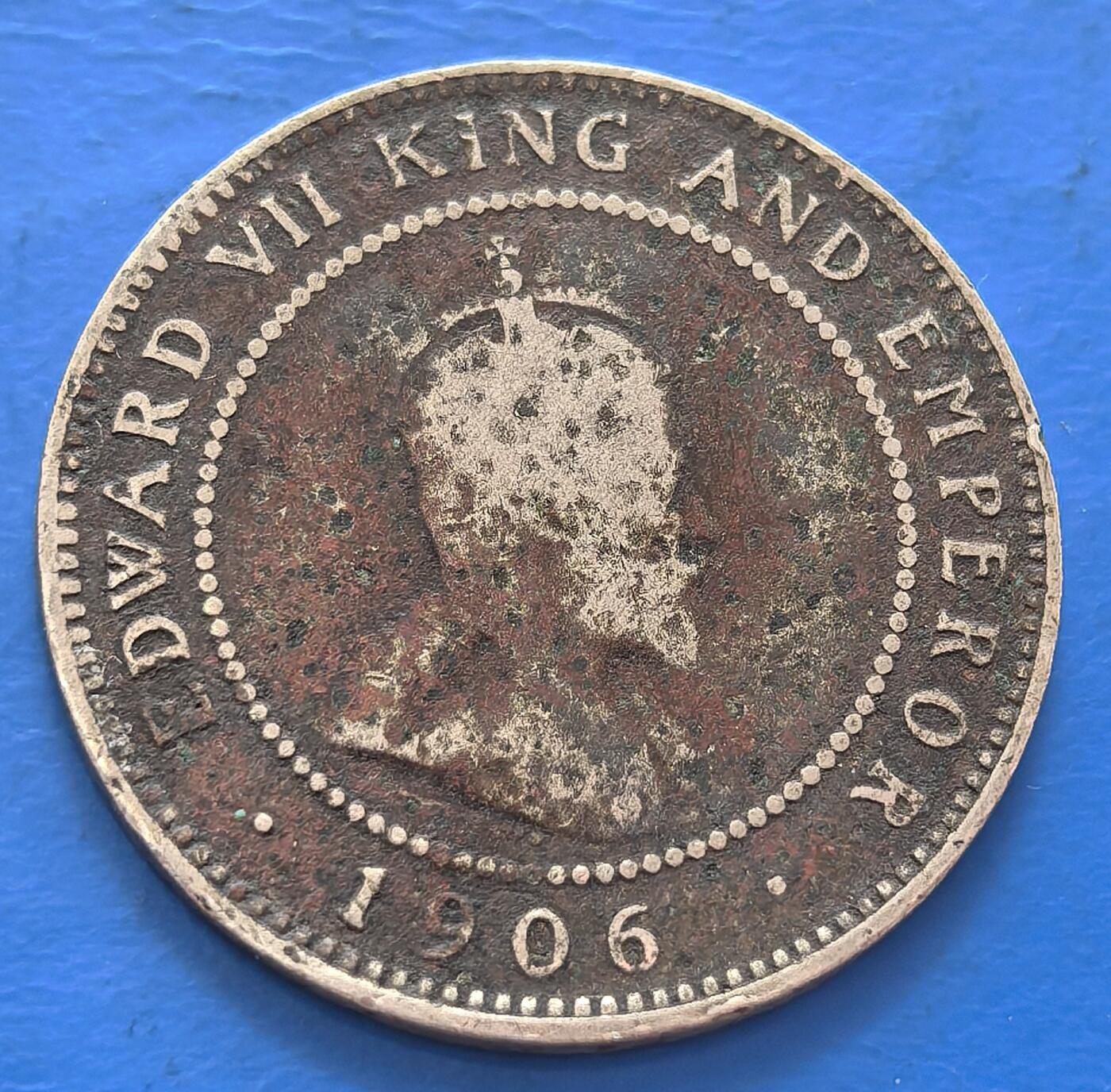 外国优质老铜币银币，周六九点倒数截拍，满百包邮，可寄存半年，喜欢朋友微信扫描二维码可直接参拍 少见牙买加1906年半便士