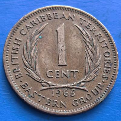 外国优质老铜币银币，周六九点倒数截拍，满百包邮，可寄存半年，喜欢朋友微信扫描二维码可直接参拍 - 英属加勒比1965年1分大铜币