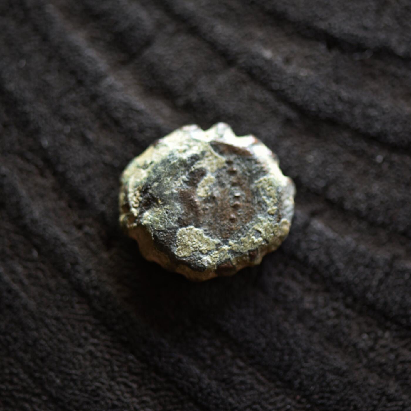 【良泉】【2025年最后一场】12月18日晚19.30点开拍！188组【直播场】西方古代钱币、丝路杂项、印章！ 公元前3-2世纪【古希腊】塞琉古帝国，阿波罗坐像，齿状边小铜币，2.93克