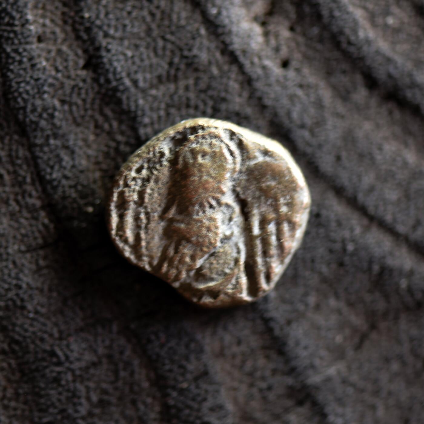 【良泉】【2025年最后一场】12月18日晚19.30点开拍！188组【直播场】西方古代钱币、丝路杂项、印章！ 公元1-2世纪【埃兰】弗拉特斯，铜币，2.31克