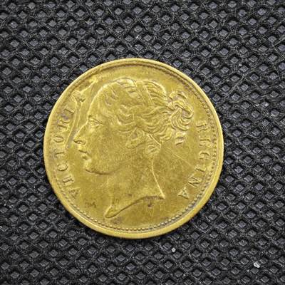 【淘币小摊】限时拍第八百一十六拍  纪念章场  满百包邮可预留两周  周一统一发货  -  英国维多利亚纪念章直径22mm