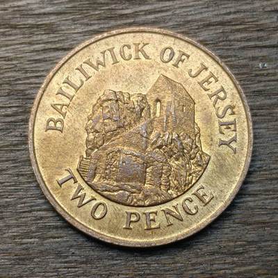 【铜匠收藏】★第134场★散币场，无佣金，30包邮。不满30元，支付5元运费。《接受代拍 代送NGC评级》 - 英国泽西 1990年 2便士 铜币 伊丽莎白二世